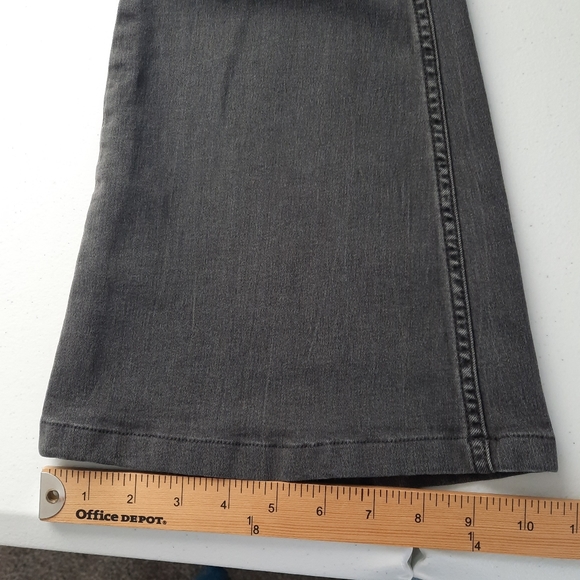 Free People Gummy Flared Leg Mid Rise Pull On Stretch Jeans size 29 - Picture 14 of 14